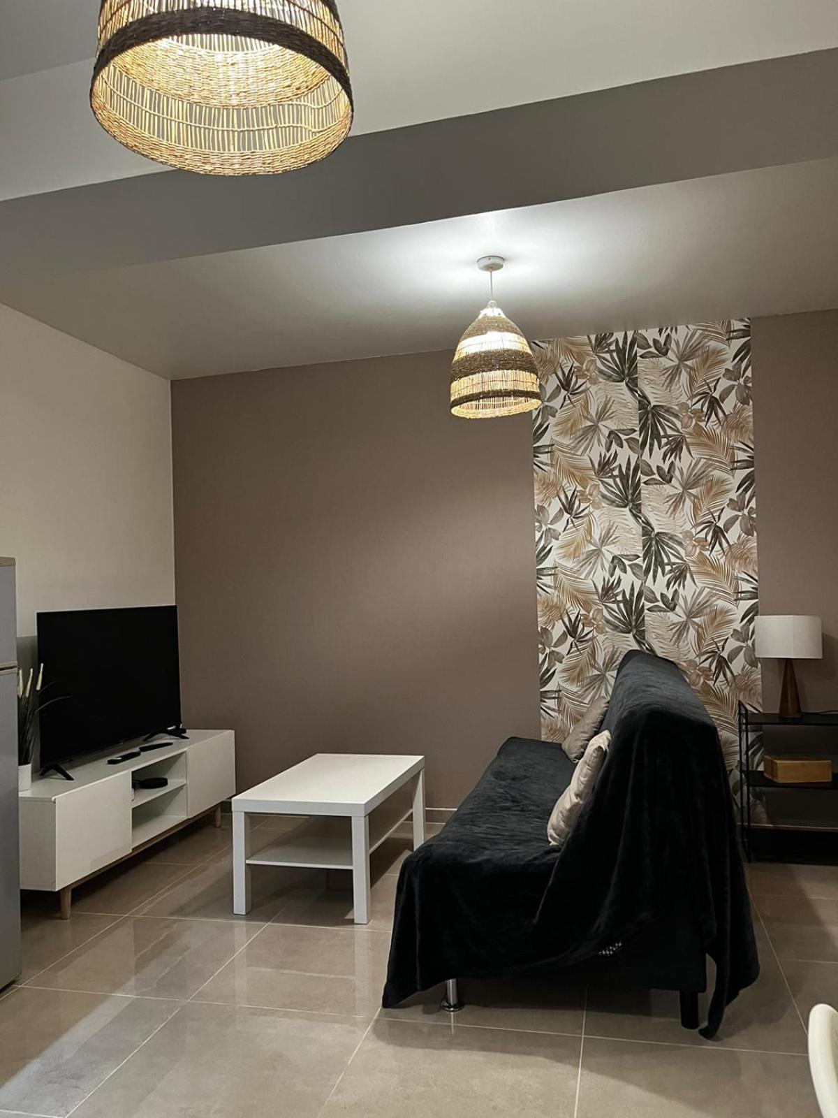 Appartement Des Carmes Nîmes Eksteriør bilde